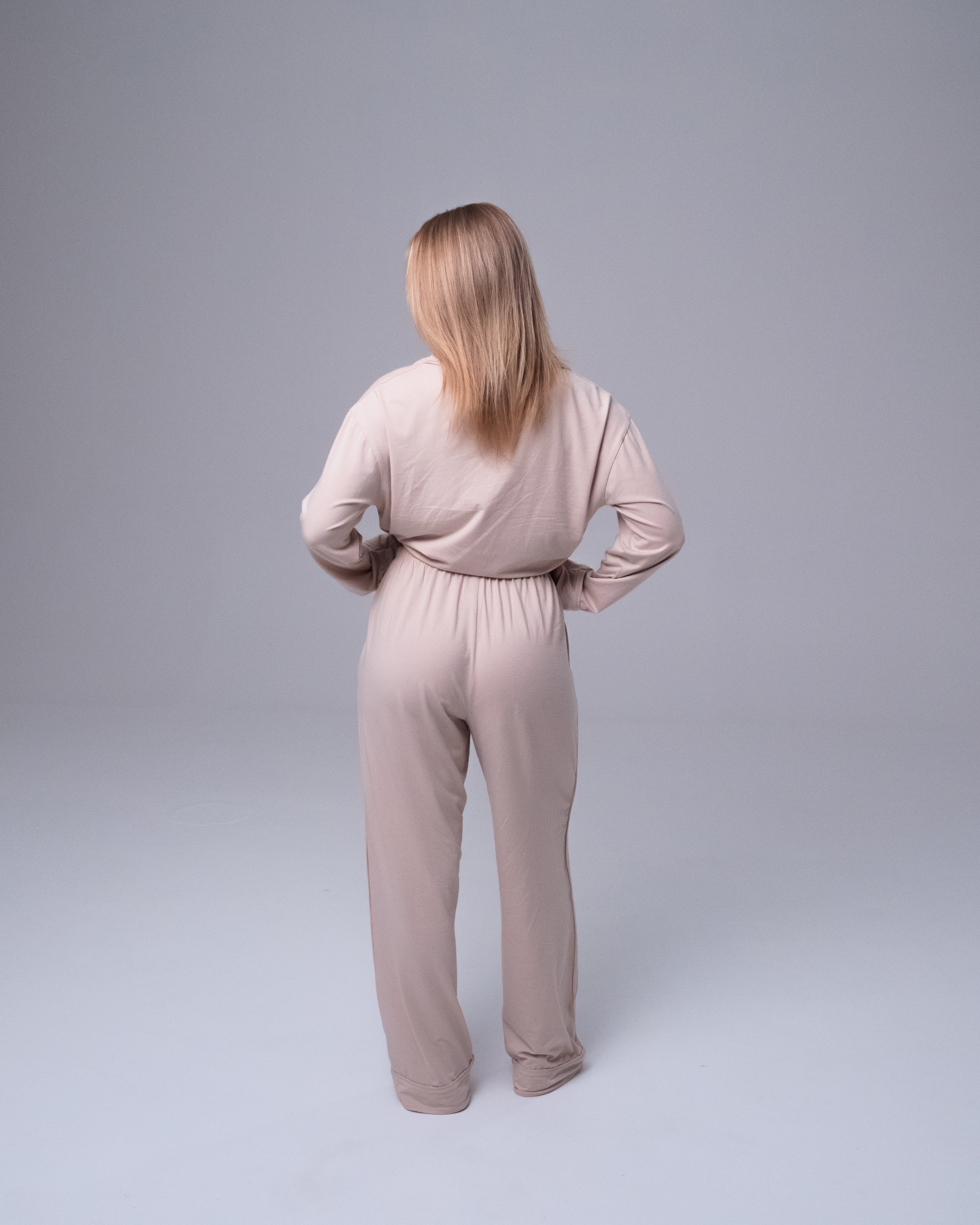 Whisper Soft Pyjamas Set med matchande scrunchie & hårband - Beige