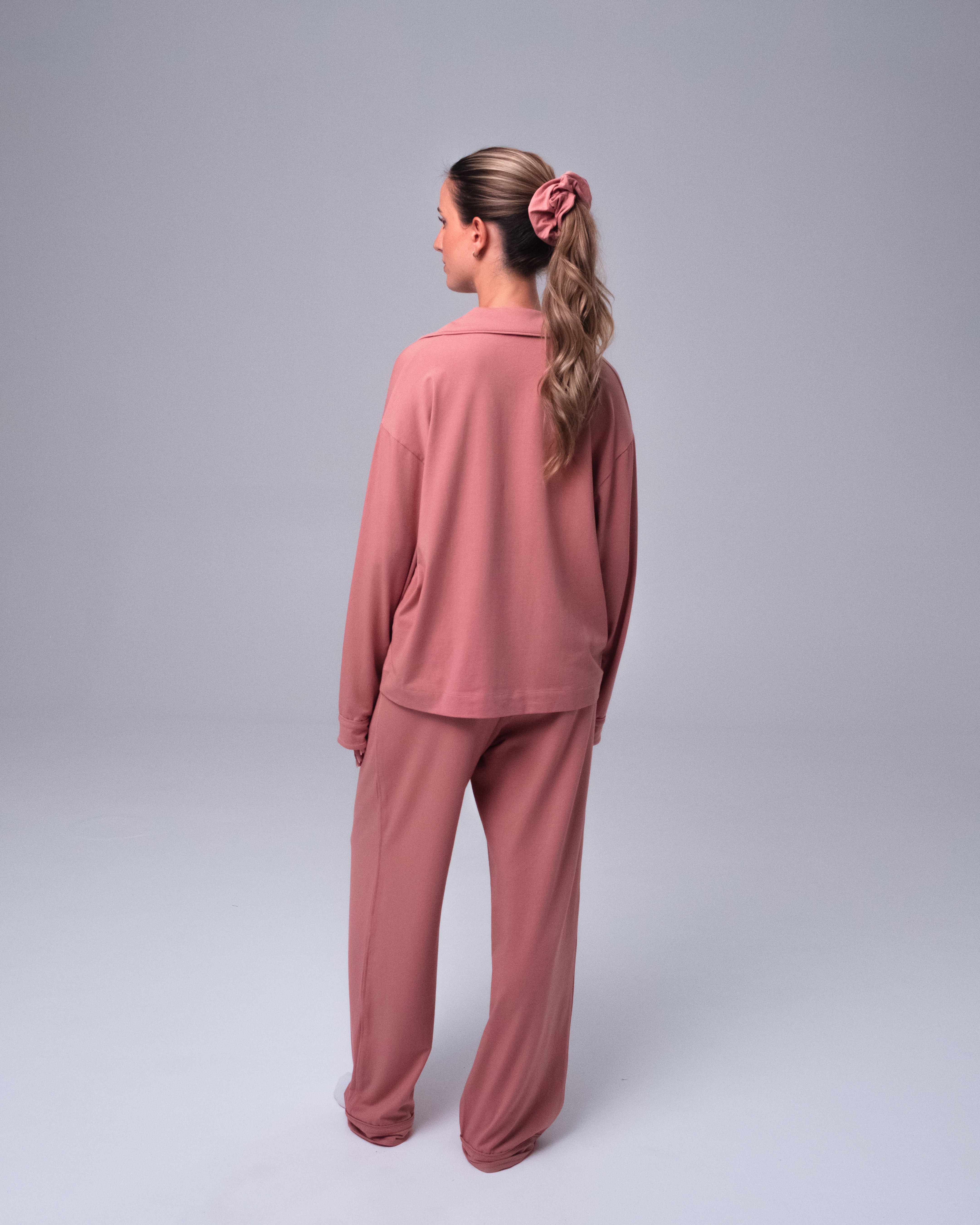 Whisper Soft Scrunchie Ash Rose